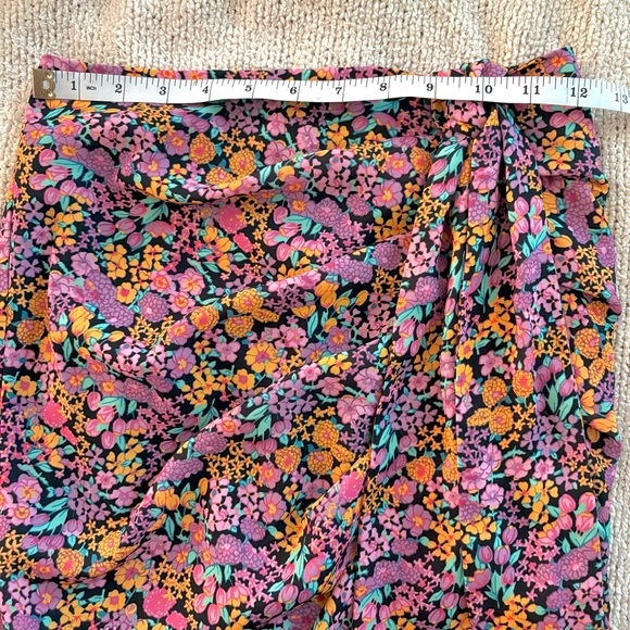 For Love & Lemons Floral Ruched Mini Skirt - Picture 5 of 8